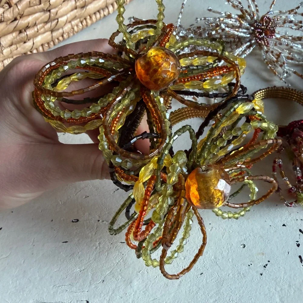 Beaded‎ Napkin Rings Multicolor Beaded Floral Starburst Set of 6 Glam